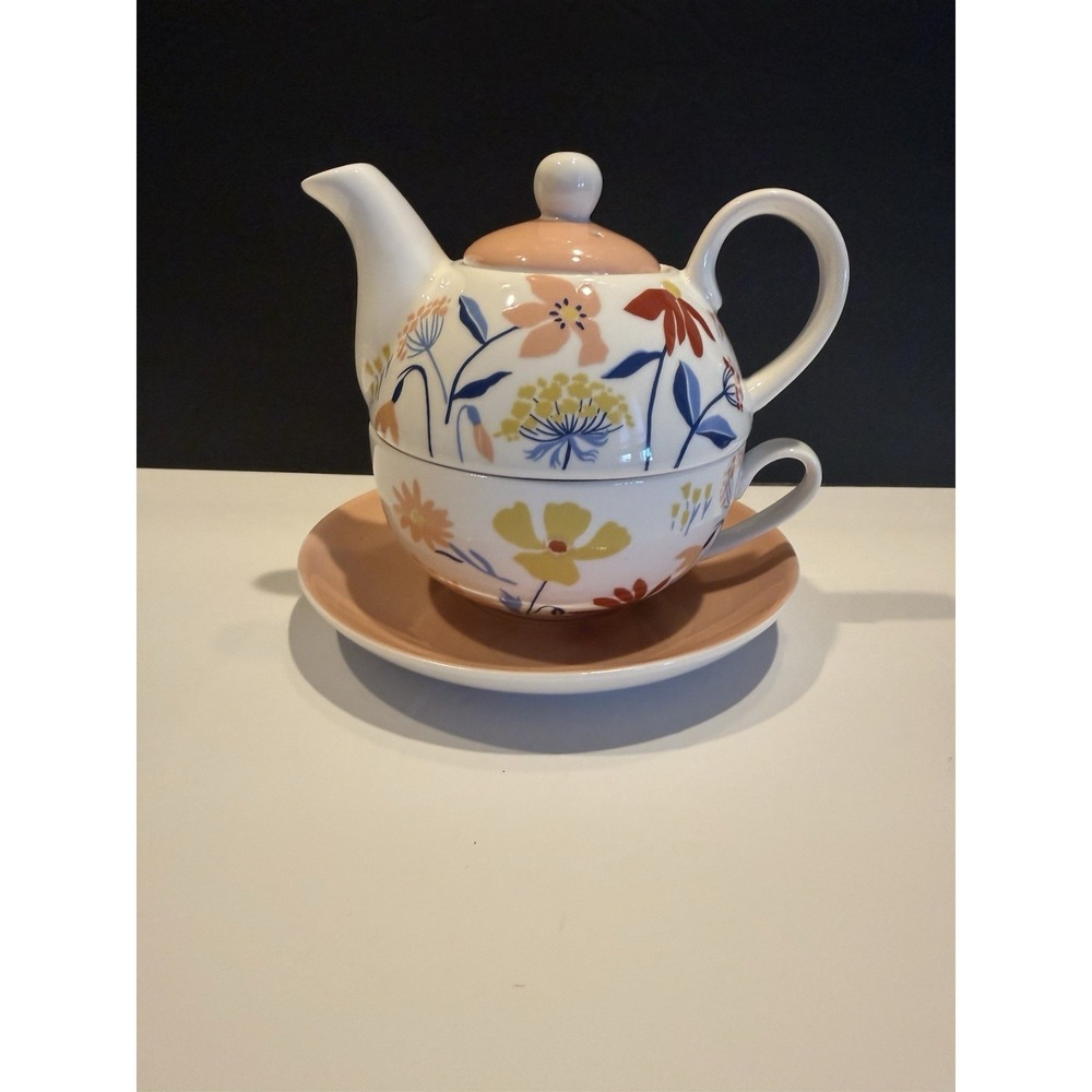 Stechcol Gracie China Tea for One Stacking Teapot Cup Saucer Floral Set